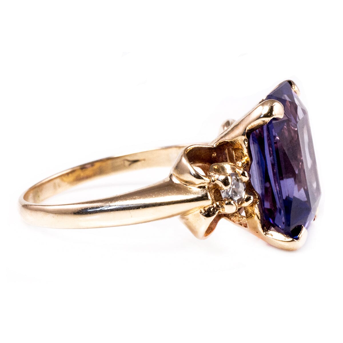 Great Lakes Boutique 10 k Gold Alexandrite Ring